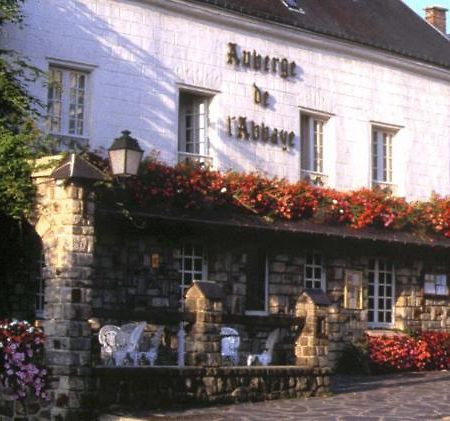 Auberge De L'abbaye Signy-lʼAbbaye Exteriör bild