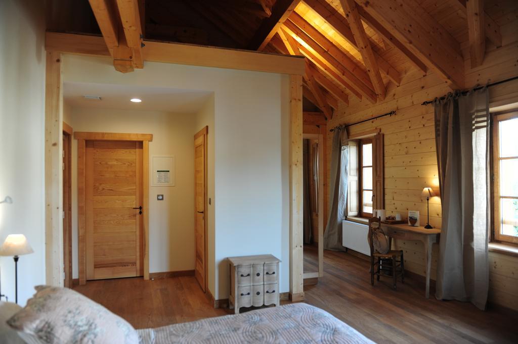 Auberge De L'abbaye Signy-lʼAbbaye Rum bild